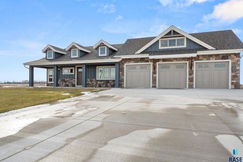243 Sandpiper Ln Lane, Wentworth, SD, 57075 | Card Image
