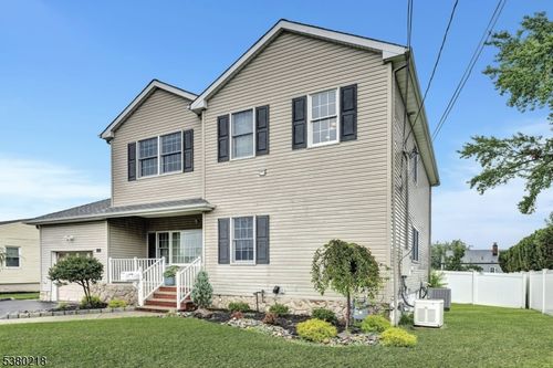 88 Fordham Pl, Colonia, NJ, 07067-2433 | Card Image