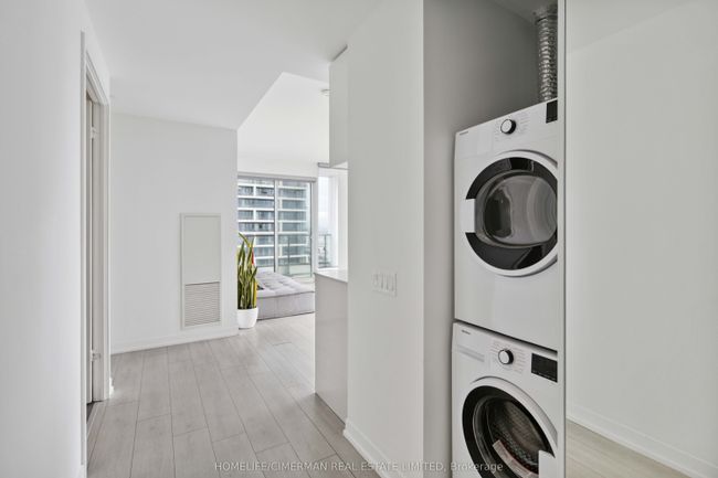 4502 - 5 Buttermill Ave, Condo with 3 bedrooms, 2 bathrooms and null parking in Vaughan ON | Image 25