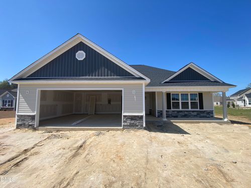 103 Nova Pl, Pikeville, NC, 27863-7003 | Card Image