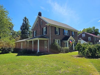 514 Powell Street, House other with 4 bedrooms, 2 bathrooms and null parking in Crewe VA | Image 3