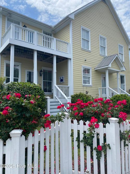 1523 Island Marina Dr, Carolina Beach, NC, 28428-4039 | Card Image