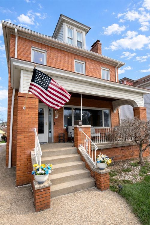 134 Murdock St, Canonsburg, PA, 15317-1138 | Card Image