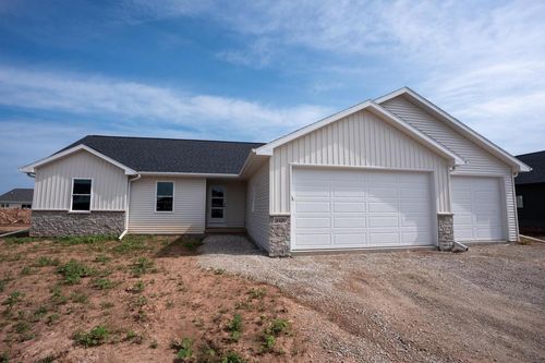 2020 Red Fox Lane, KAUKAUNA, WI, 54130 | Card Image