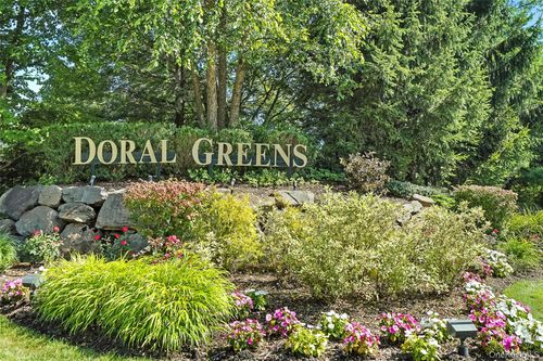 15 Arrowwood Cir, Rye Brook, NY, 10573-5402 | Card Image