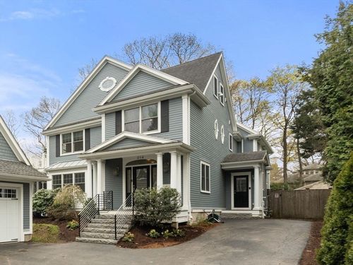 214 Upland Rd, Newton, MA, 02460-2423 | Card Image