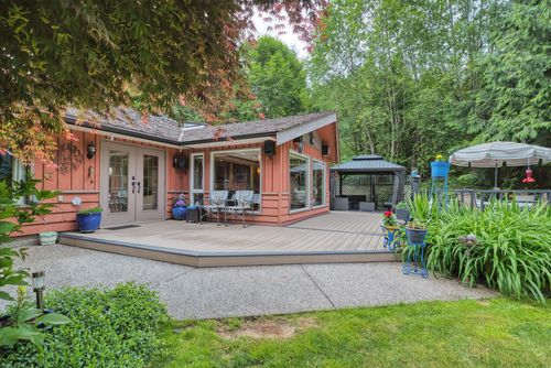 6241 Sechelt Inlet Rd, Sechelt, BC, V7Z0L3 | Card Image