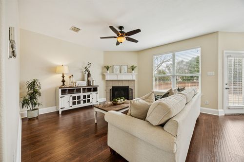 1528 Syracuse Dr, Van Alstyne, TX, 75495-2691 | Card Image