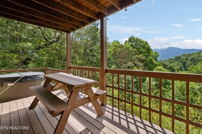 860 Heiden Dr, House other with 2 bedrooms, 2 bathrooms and null parking in Gatlinburg TN | Image 29