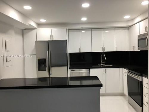 apt-1209-2000 Towerside Ter, Miami, FL, 33138-2225 | Card Image