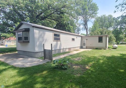 102 2nd St N, Fairmount, ND, 58030-4013 | Card Image