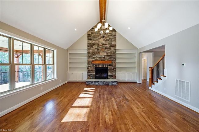 Photo similar to home being built. | Image 21