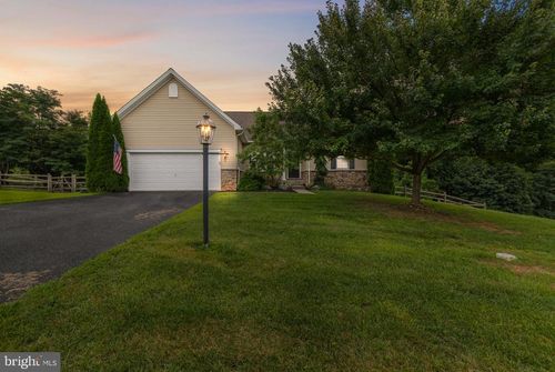 176 Split Rock Dr, DELTA, PA, 17314-7916 | Card Image