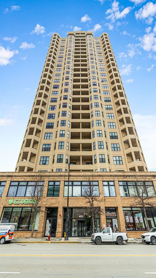 2304-1464 S Michigan Ave, Chicago, IL, 60605-3640 | Card Image