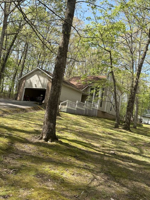 1209 Hardwood Trl, Burns, TN, 37029-9043 | Card Image