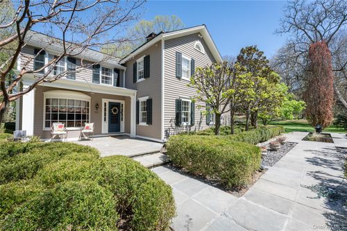 516 Pound Ridge Rd, Bedford, NY, 10506-1356 | Card Image
