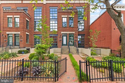 b-526 13th St Se, WASHINGTON, DC, 20003-2224 | Card Image