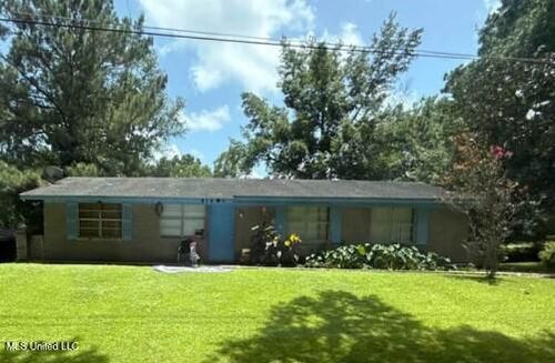 919 25th St, Mccomb, MS, 39648-5326 | Card Image