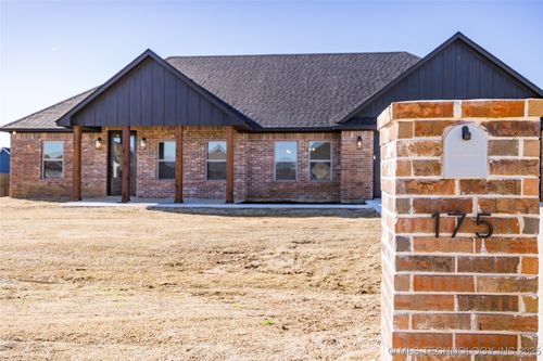 175 Maple Leaf Dr, Durant, OK, 74701-9213 | Card Image