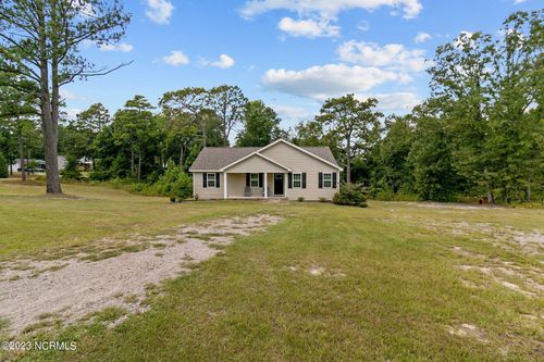 112 Savannah Ln, Vass, NC, 28394-8256 | Card Image