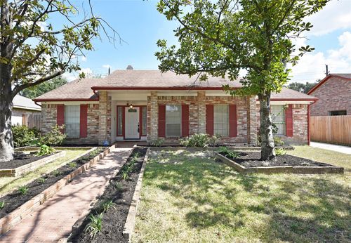 10214 Trade Winds Dr, Houston, TX, 77086-2130 | Card Image