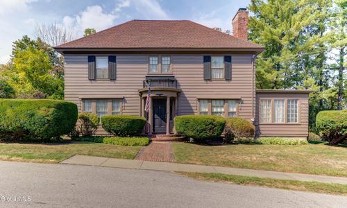 130 Walnut St, Canajoharie, NY, 13317-1352 | Card Image