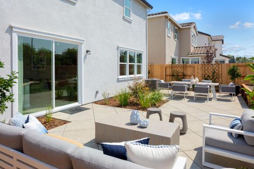 8436 Cottonseed Way, Elk Grove, CA, 95624-4591 | Card Image