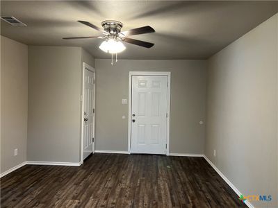 Vinyl flooring in Living Room | Image 2