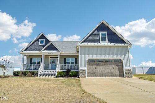 71 Lassiter Hills Dr, Four Oaks, NC, 27524-6202 | Card Image