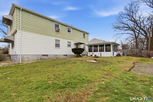 3 Vernon St, West Haven, CT, 06516-2359 | Card Image
