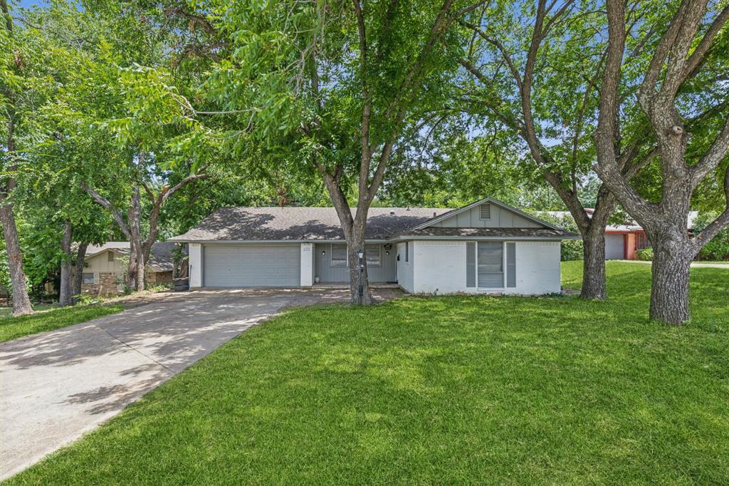 4th St, Grand Prairie, TX 75050
