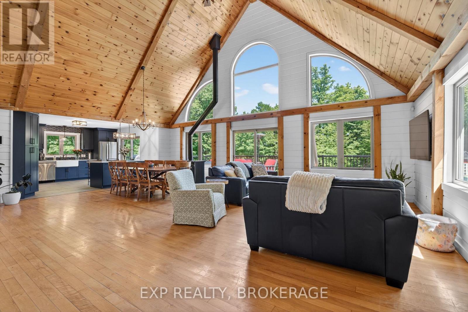 Residential in Frontenac (Frontenac Centre) 4