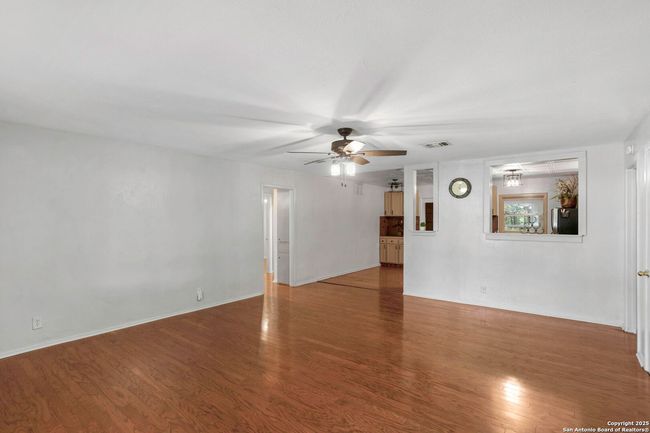 18218 Scenic Loop Rd, House other with 3 bedrooms, 2 bathrooms and null parking in Helotes TX | Image 4