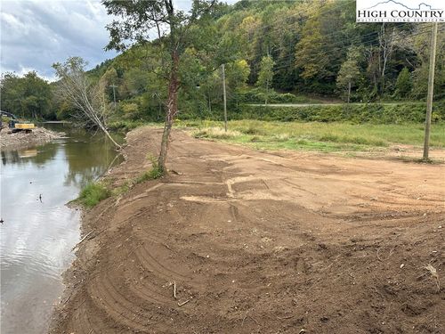 000 Highland Avenue Ext, Spruce Pine, NC, 28777 | Card Image