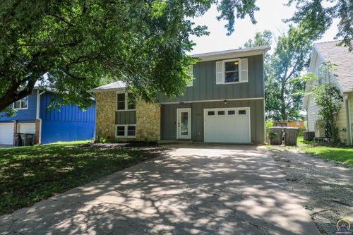 837 Quail Creek Rd, Emporia, KS, 66801-4973 | Card Image