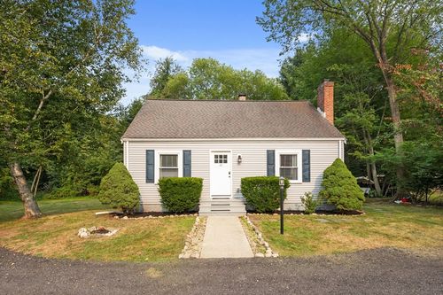 37 Park Rd, Ashland, MA, 01721-1524 | Card Image