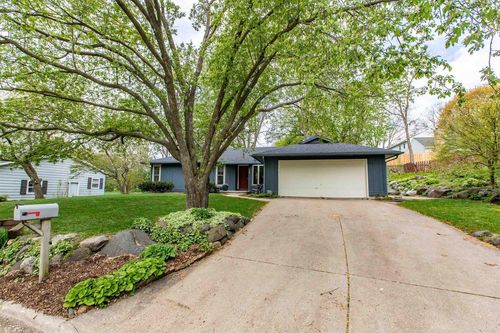 1534 Sellery St, Middleton, WI, 53562-3633 | Card Image