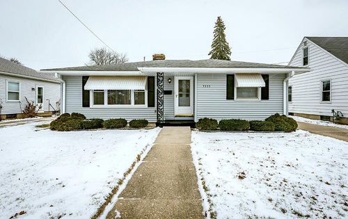 7535 25th Avenue, Kenosha, WI, 53143 | Card Image