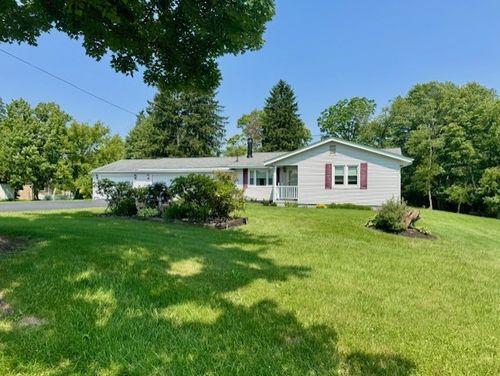 982 Smith Rd, Wilmington Twp, PA, 16105 | Card Image
