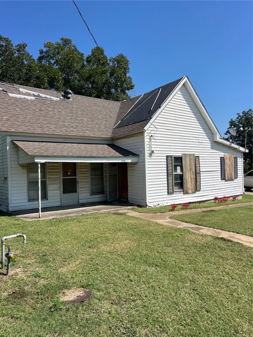 210 W Huffman St, Krum, TX, 76249-9698 | Card Image