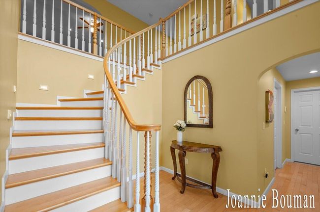 10466 Riverview Dr, House other with 5 bedrooms, 4 bathrooms and null parking in Plainwell MI | Image 8