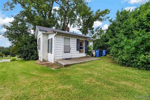 170 Reading Ave, Maryland Heights, MO, 63043-2663 | Card Image