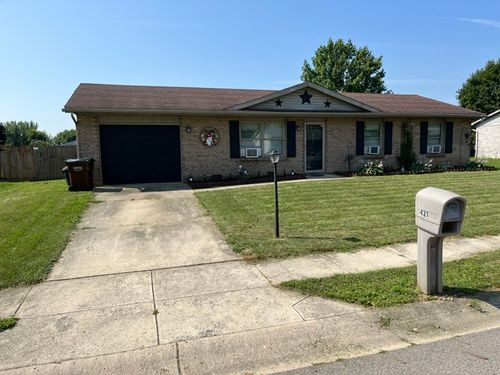 421 Evergreen Dr, Eaton, OH, 45320-8403 | Card Image