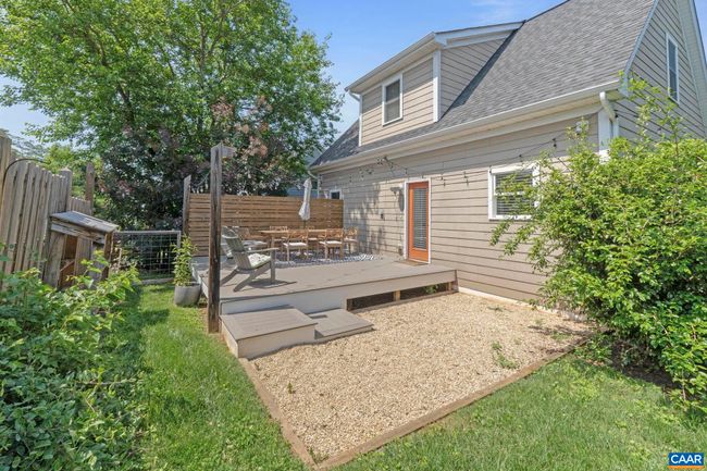 1012 Locust Ln, House other with 3 bedrooms, 3 bathrooms and null parking in CHARLOTTESVILLE VA | Image 30