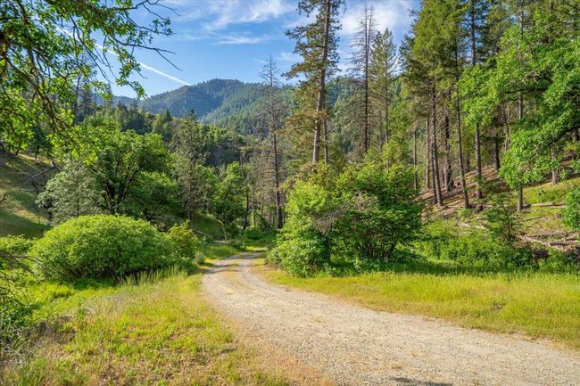 12876 E Fork Rd, House other with 3 bedrooms, 4 bathrooms and null parking in French Gulch CA | Image 63