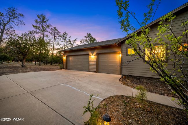 Lots Of Parking With 3 Car Garage | Image 4
