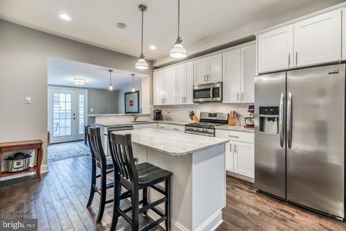 3611 Hudson St, BALTIMORE, MD, 21224-5230 | Card Image