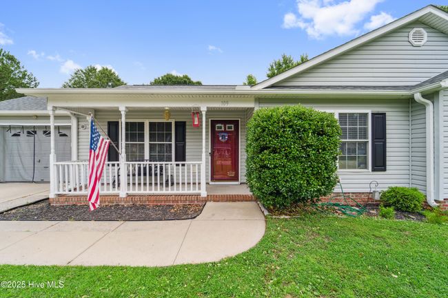 109 King St, House other with 3 bedrooms, 2 bathrooms and 1 parking in Jacksonville NC | Image 6
