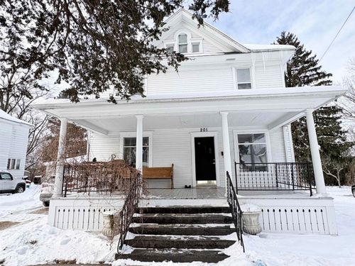 201 N Grove St, Reedsburg, WI, 53959-1729 | Card Image