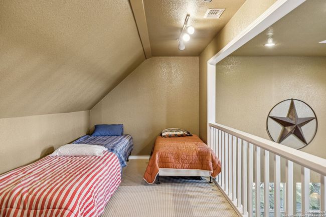 5014 Bump Gate Rd, House other with 3 bedrooms, 2 bathrooms and null parking in Pipe Creek TX | Image 22